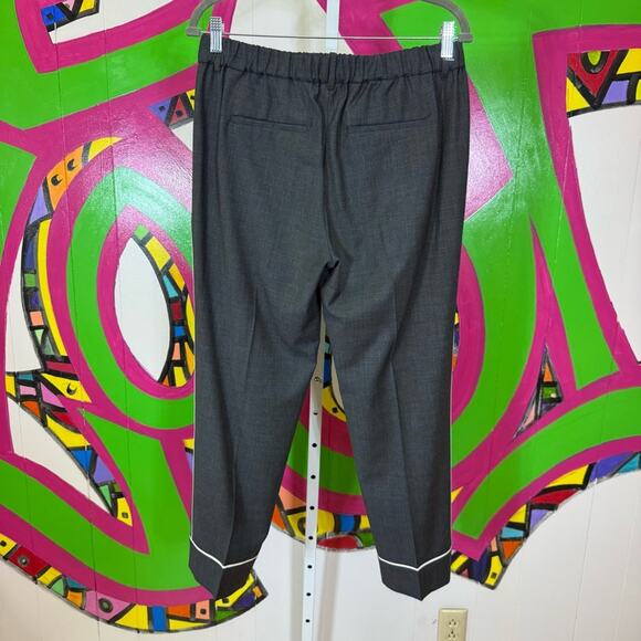 J. Crew, Gray and White Capris with Stretch Waistband. Size 6. Excellent cond! - Picture 5 of 7